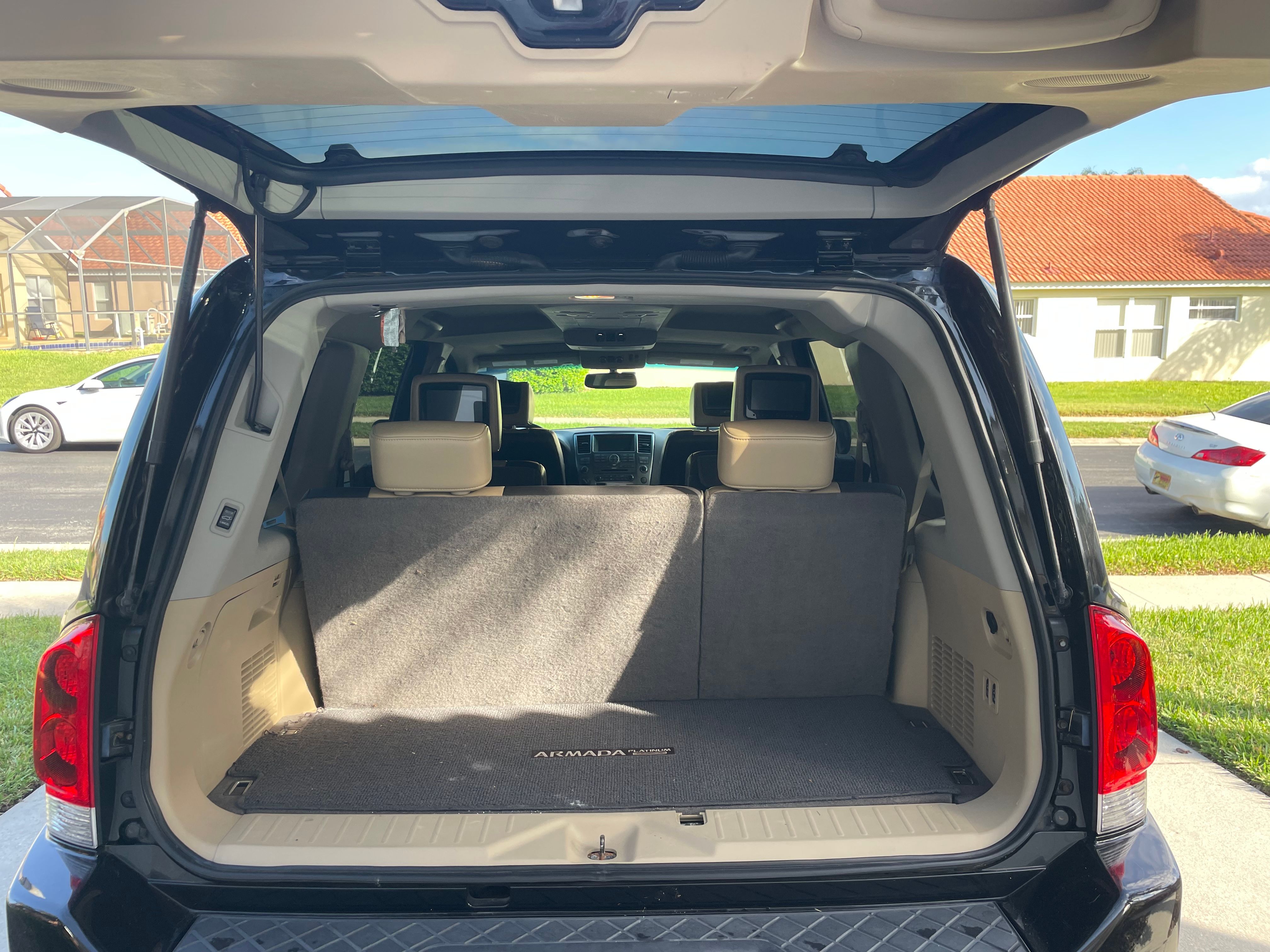 Used 2015 Nissan Armada Platinum AWD/4WD image 12
