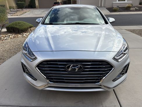 Used 2018 Hyundai Sonata SEL image 2