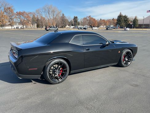 Used 2021 Dodge Challenger R/T Scat Pack w/ Dynamics Package image 8