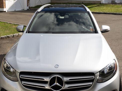 Used 2016 Mercedes-Benz GLC 300 4MATIC image 6