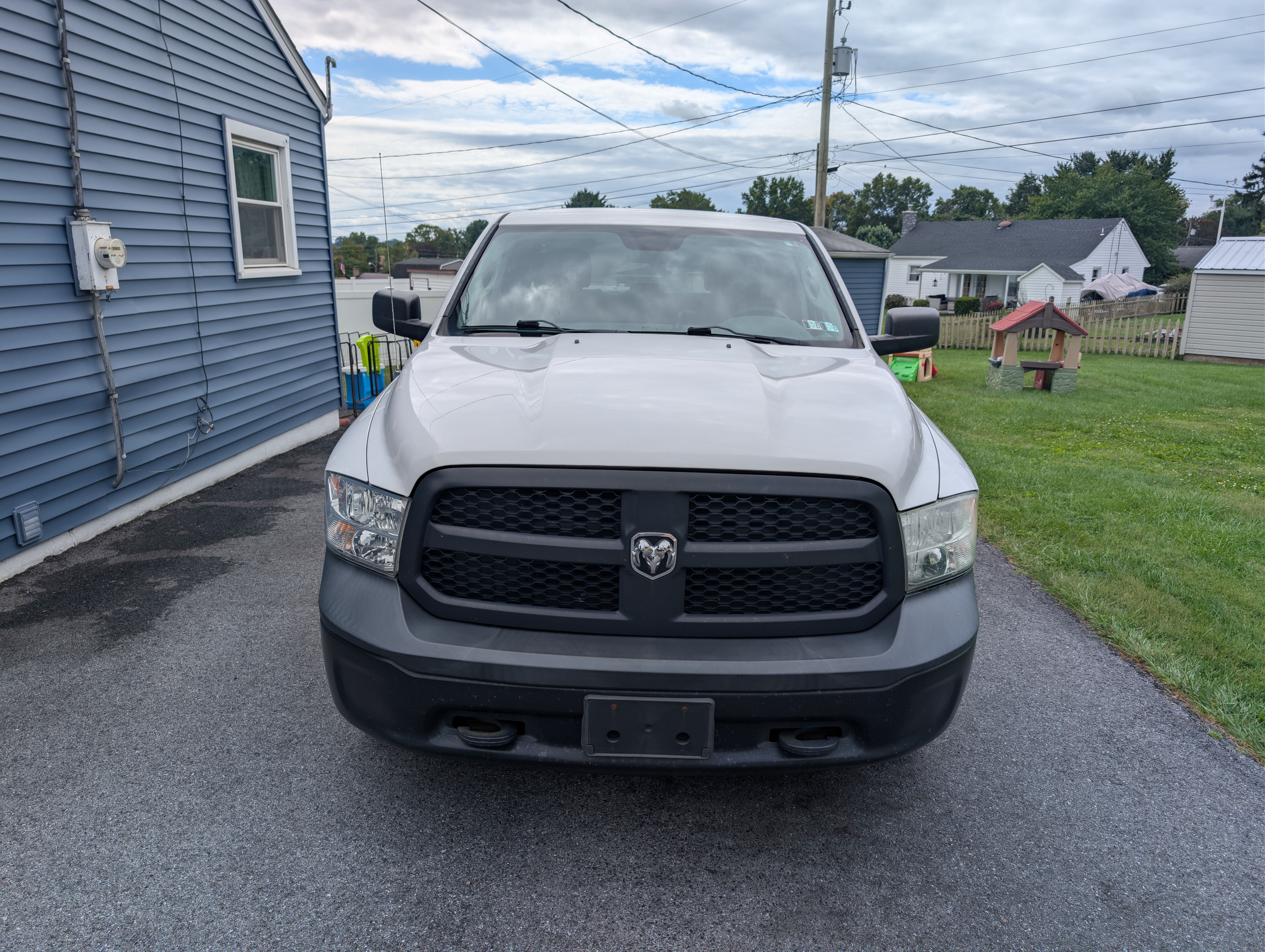 Used 2014 RAM 1500 ST AWD/4WD image 2