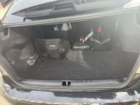 Used 2016 Subaru Impreza 2.0i Premium image 11