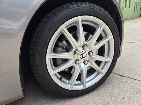 Used 2005 Honda S2000 image 13