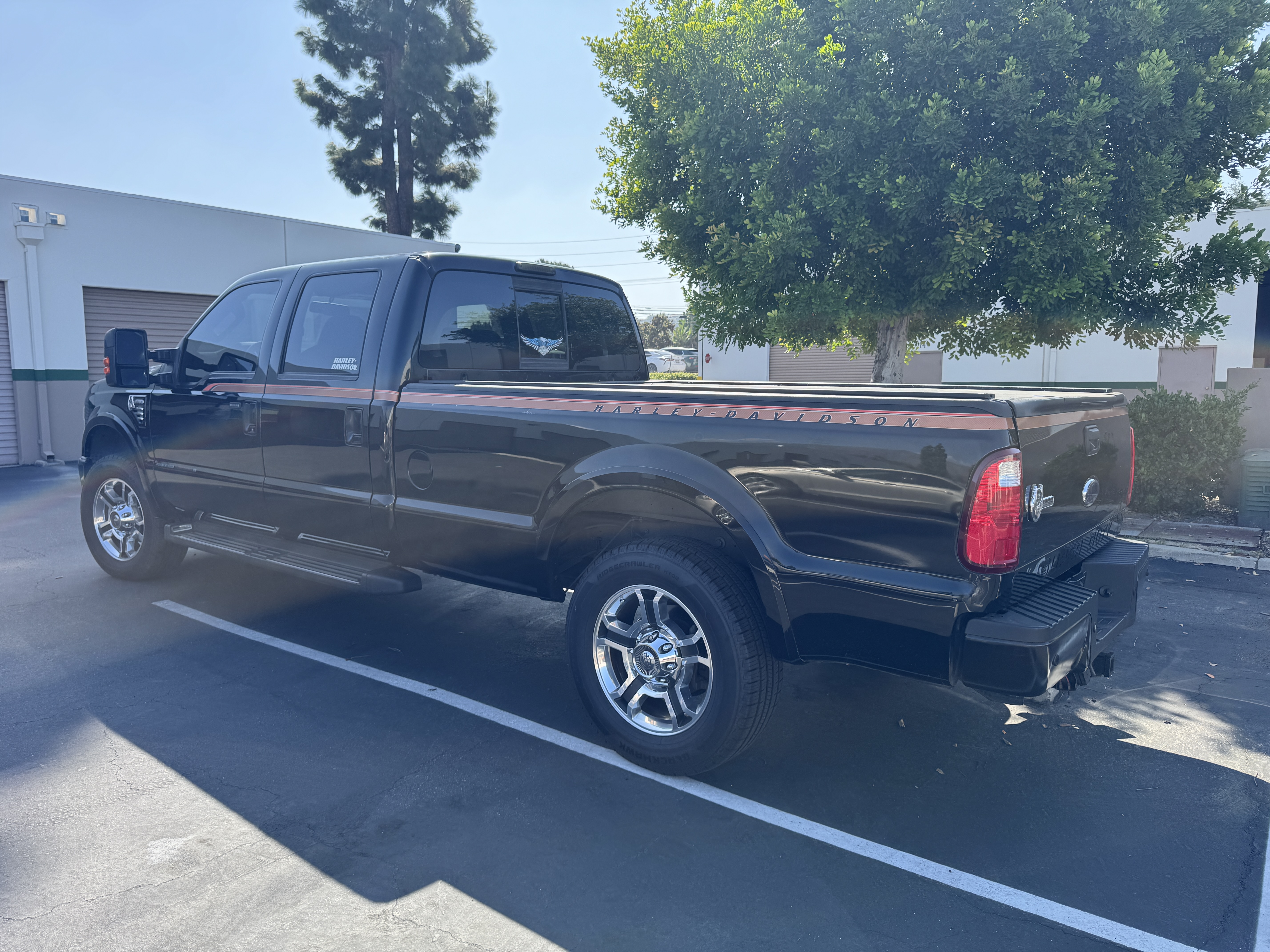 Used 2008 Ford F250 Harley-Davidson AWD/4WD image 4