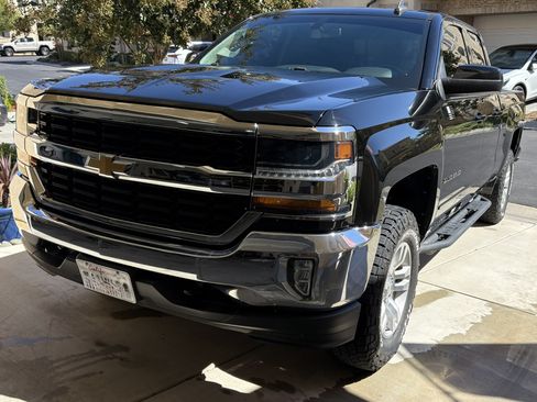 Used 2018 Chevrolet Silverado 1500 LT w/ All Star Edition image 1