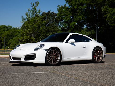 Used 2017 Porsche 911 Carrera S RWD image 1