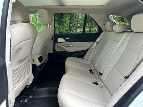 Used 2021 Mercedes-Benz GLE 450 4MATIC image 18