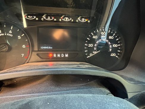 Used 2019 Ford F150 XL w/ Equipment Group 101A Mid RWD image 6