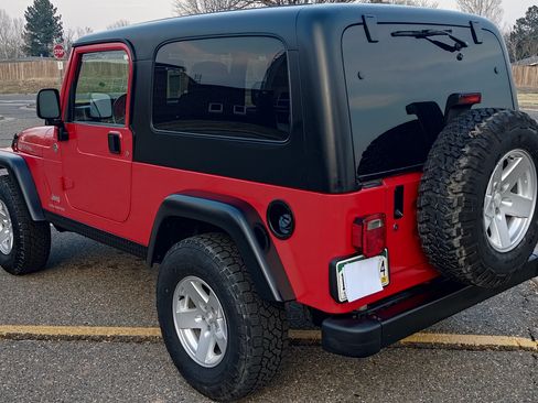 Used 2006 Jeep Wrangler Unlimited Rubicon image 4