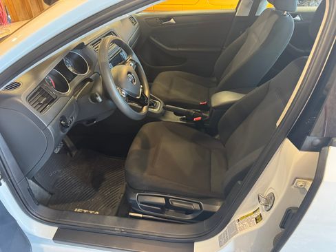 Used 2015 Volkswagen Jetta S w/ Welcome Package image 11