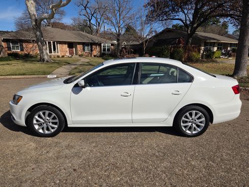 Used 2013 Volkswagen Jetta SE image 10