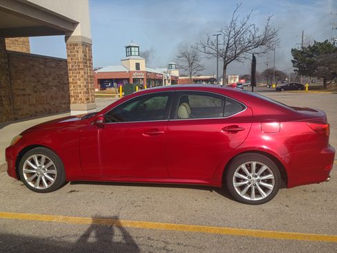 Used 2010 Lexus IS 250 250 Sport Sedan 4D image 2
