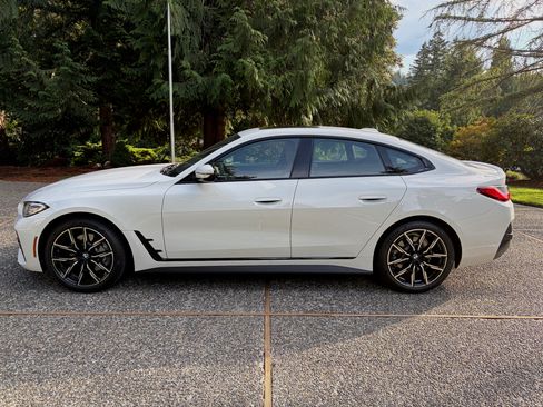 Used 2022 BMW 430i Gran Coupe w/ M Sport Package RWD image 4
