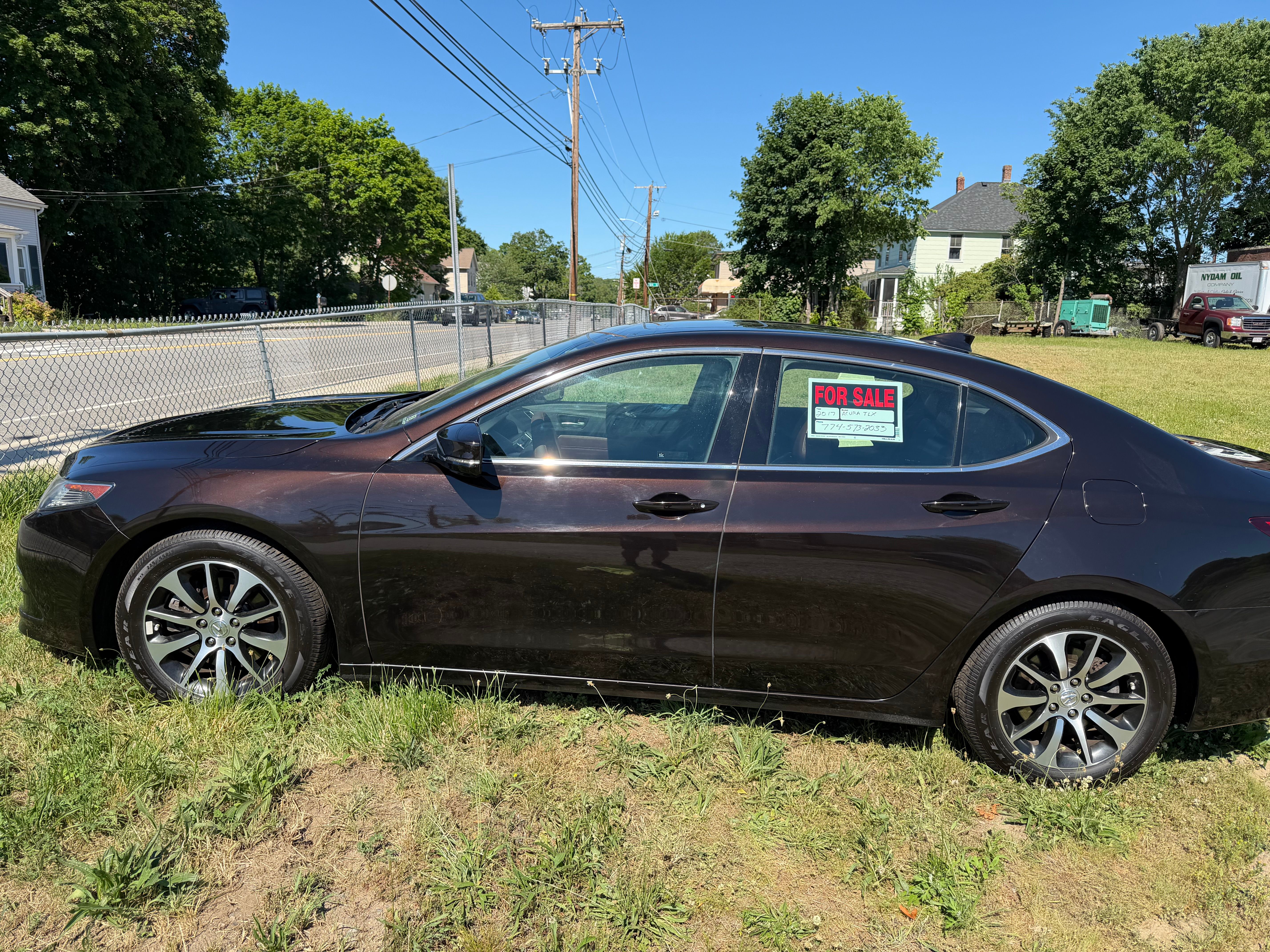 Used 2017 Acura TLX w/ Technology Package FWD image 15