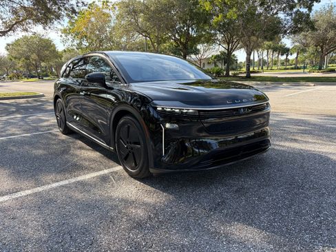 Used 2026 Lucid Gravity Grand Touring image 2