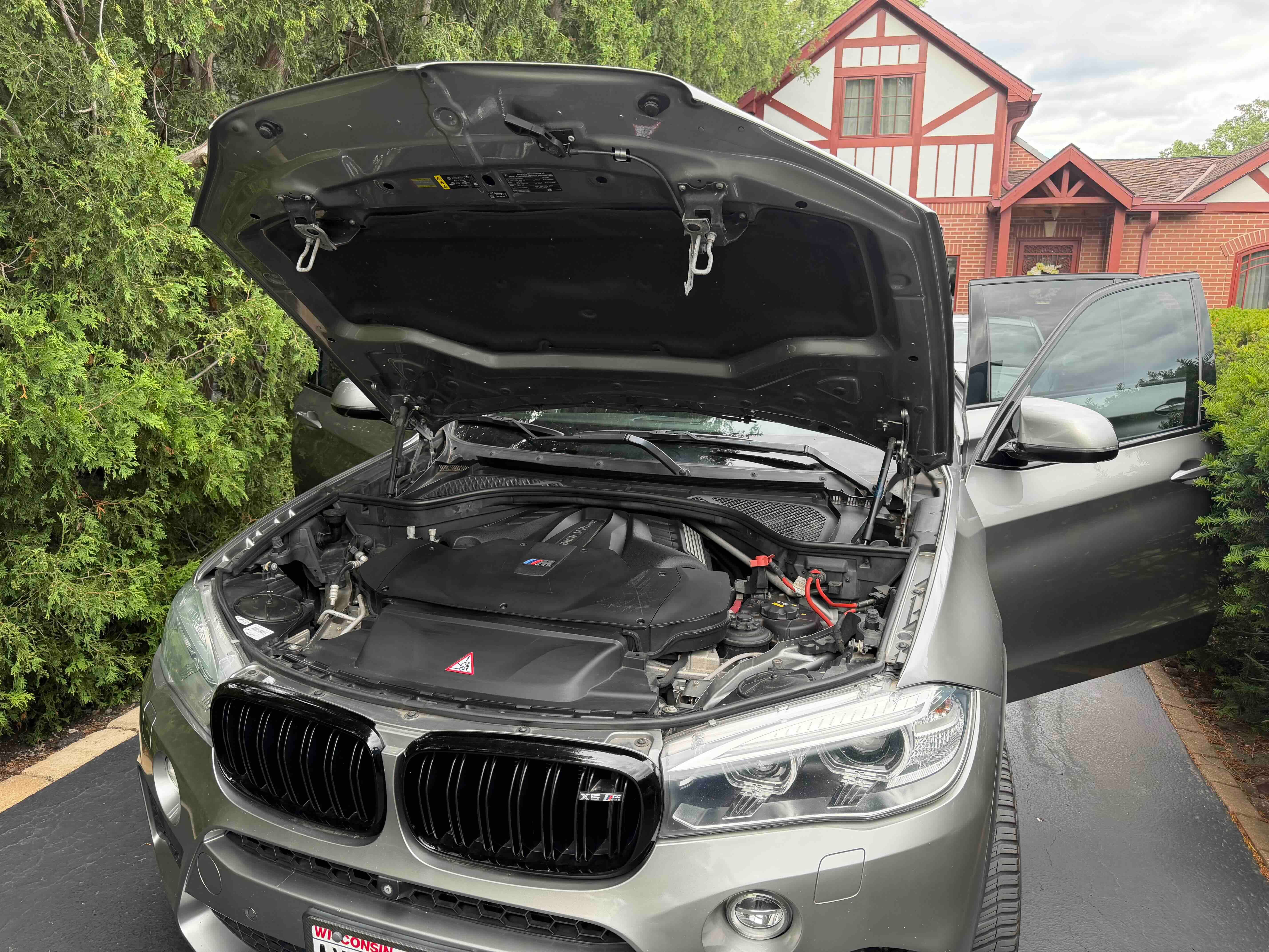 Used 2017 BMW X5 M AWD/4WD image 1