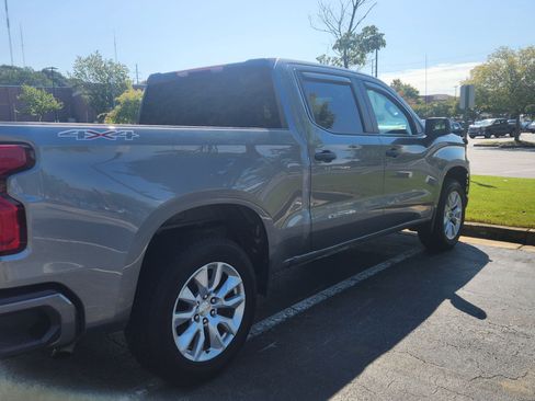 Used 2021 Chevrolet Silverado 1500 Custom image 6