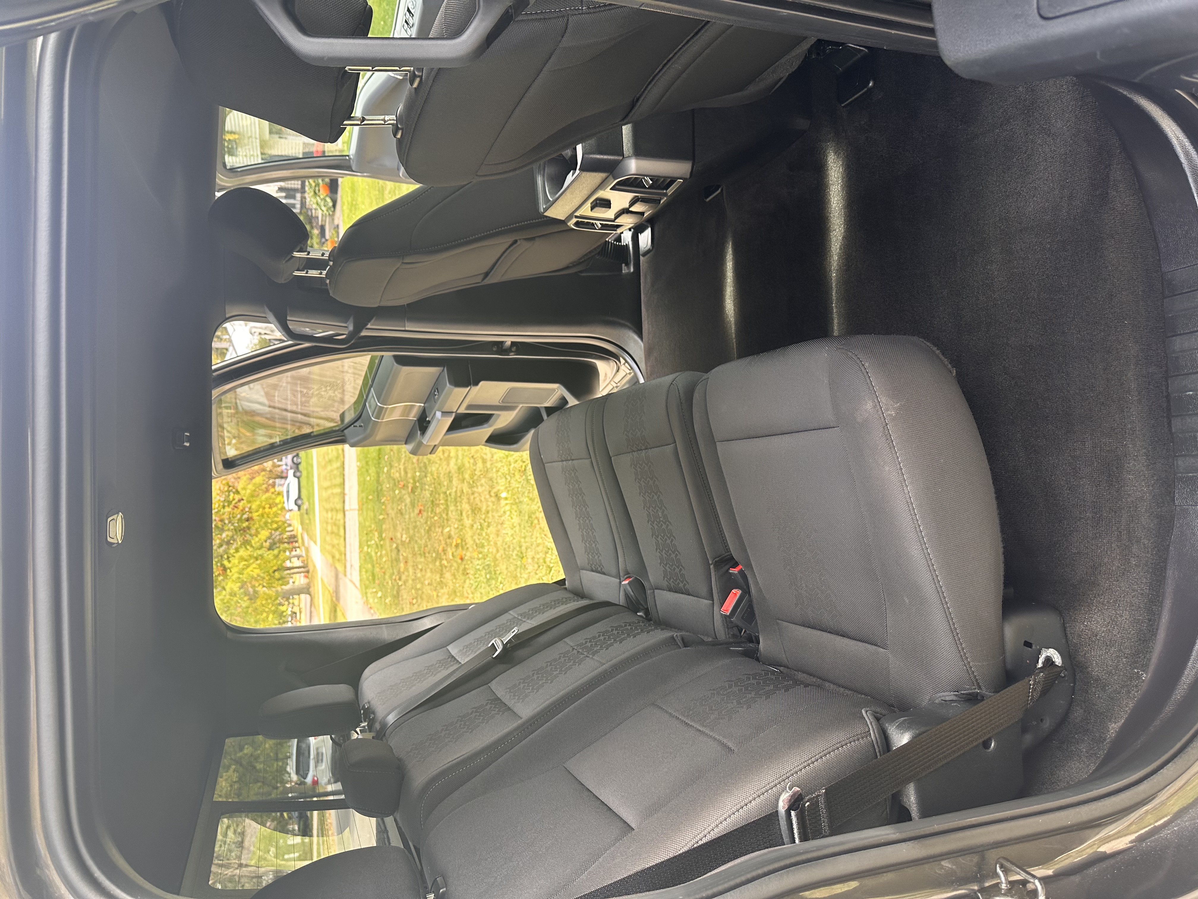 Used 2018 Ford F150 XLT w/ Equipment Group 302A Luxury AWD/4WD image 16