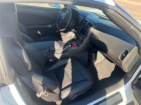 Used 2012 Chevrolet Corvette Coupe w/ 2LT Preferred Equipment Group image 8