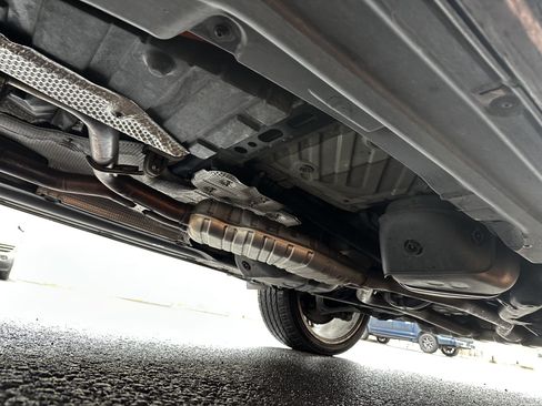 Used 2013 Porsche Cayenne Turbo w/ Sportdesign Pkg w/Side Skirts image 29