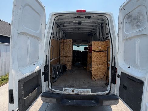 Used 2020 Nissan NV 2500 SV RWD image 8