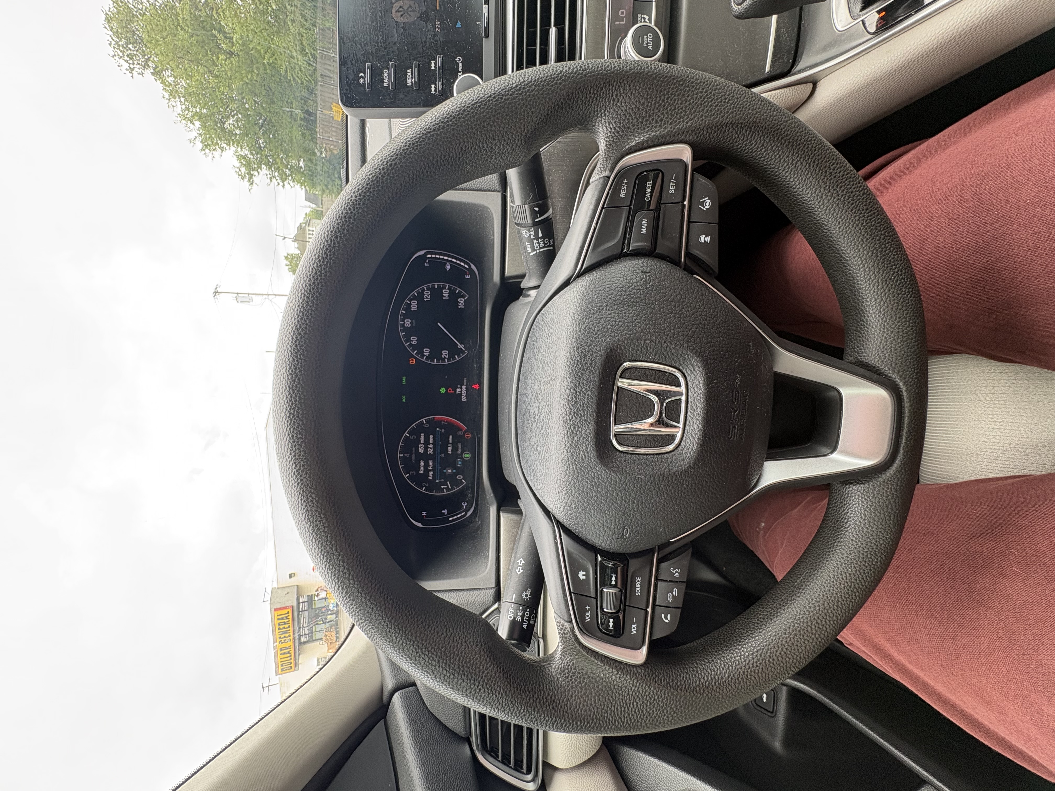 Used 2018 Honda Accord LX image 15