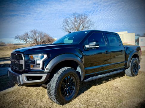 Used 2020 Ford F150 Raptor w/ Equipment Group 802A Luxury image 1