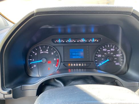 Used 2017 Ford F250 XL w/ Power Equipment Group AWD/4WD image 18
