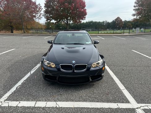 Used 2011 BMW M3 Sedan image 2