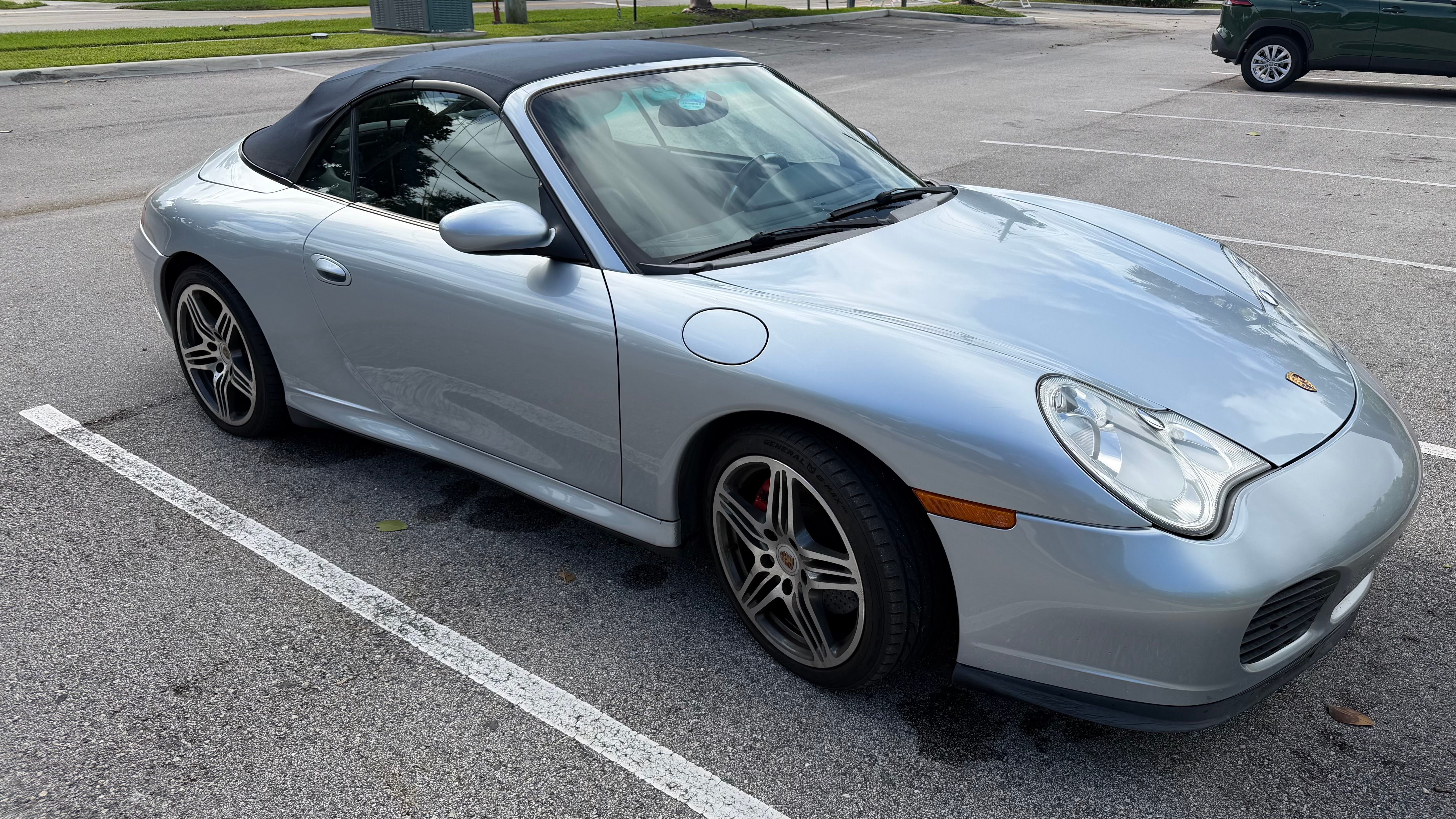 Used 2004 Porsche 911 Carrera 4S AWD/4WD image 5