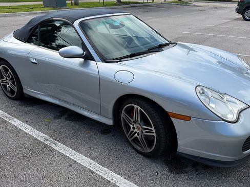 Used 2004 Porsche 911 Carrera 4S AWD/4WD image 17