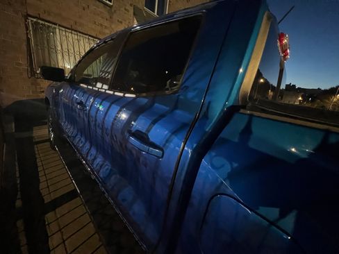 Used 2023 Chevrolet Colorado Z71 w/ Z71 Convenience Package 2 image 7