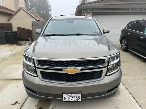Used 2018 Chevrolet Suburban LT image 10