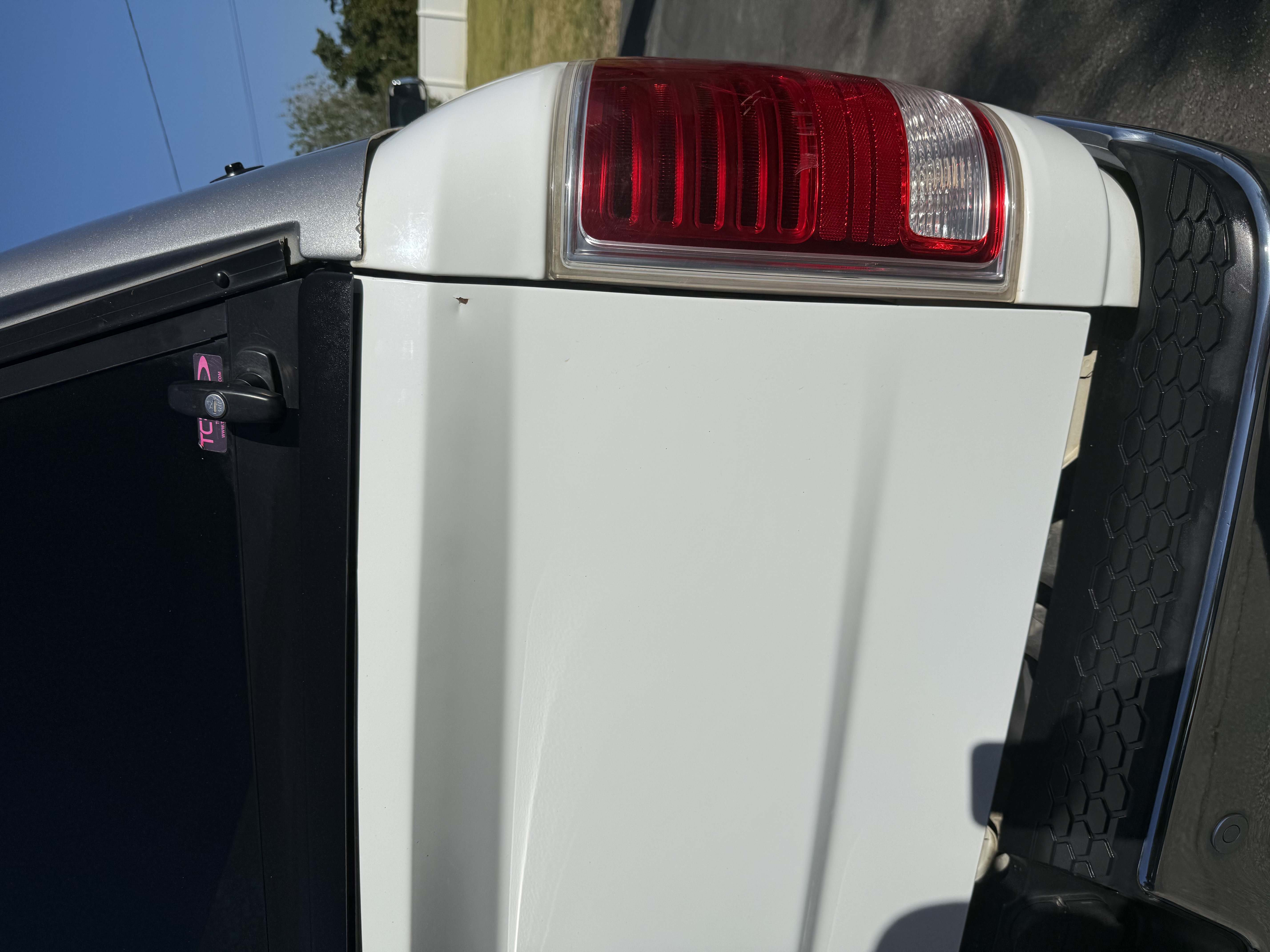 Used 2016 RAM 2500 Laramie w/ Convenience Group RWD image 11