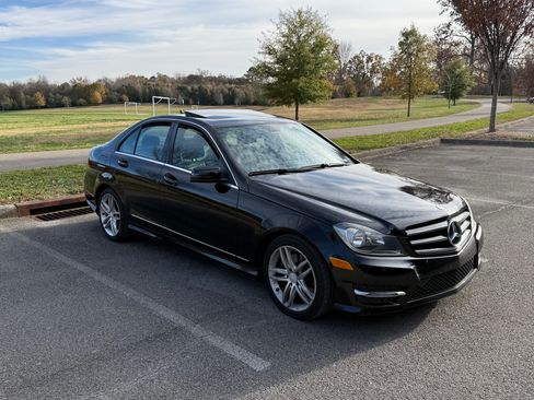 Used 2014 Mercedes-Benz C 300 4MATIC Sedan image 9