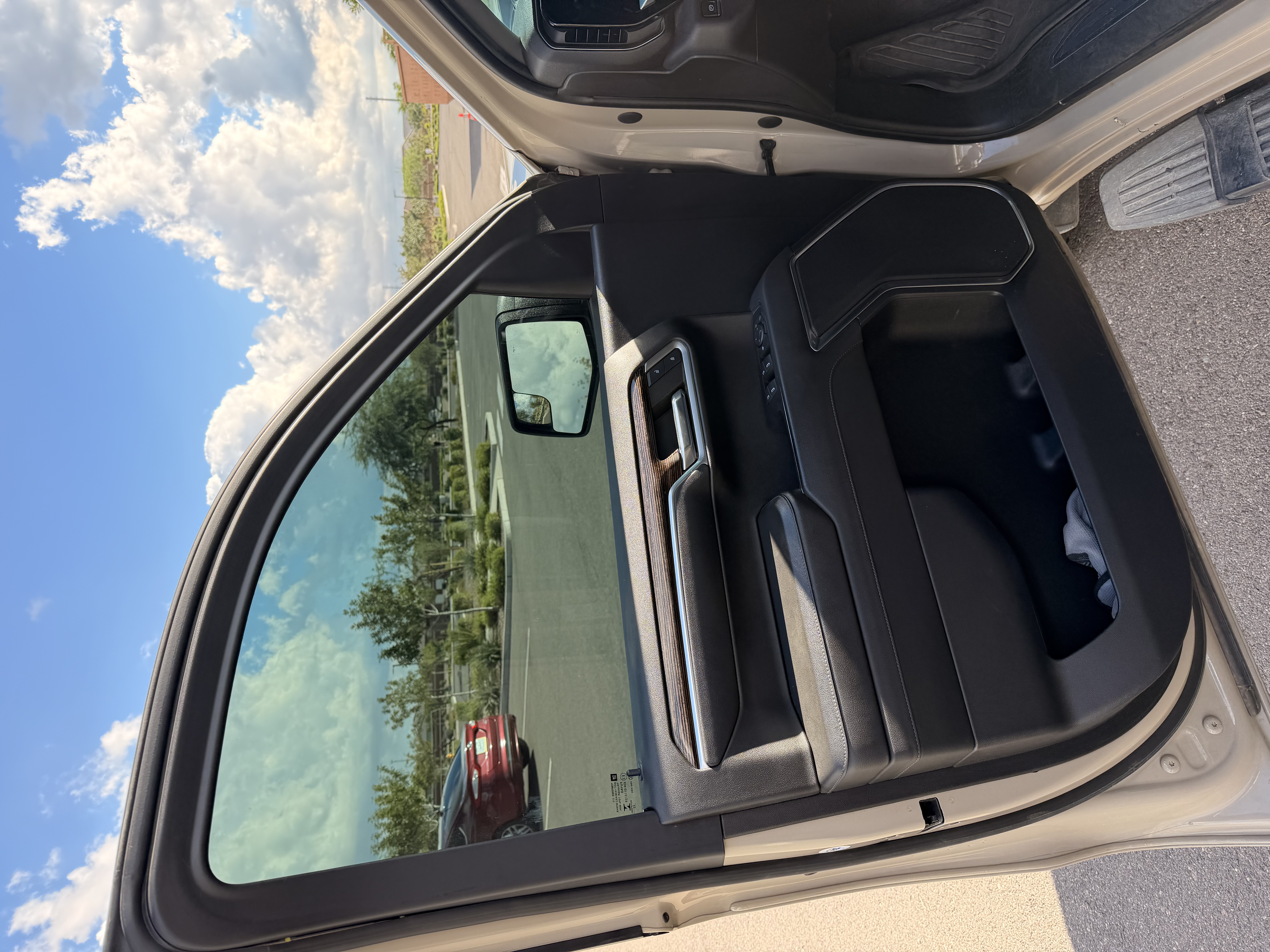 Used 2022 GMC Sierra 1500 Elevation AWD/4WD image 17