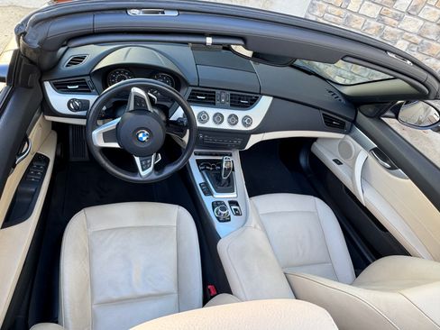 Used 2012 BMW Z4 sDrive28i image 15