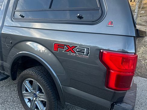 Used 2018 Ford F150 Lariat w/ Equipment Group 502A Luxury image 10