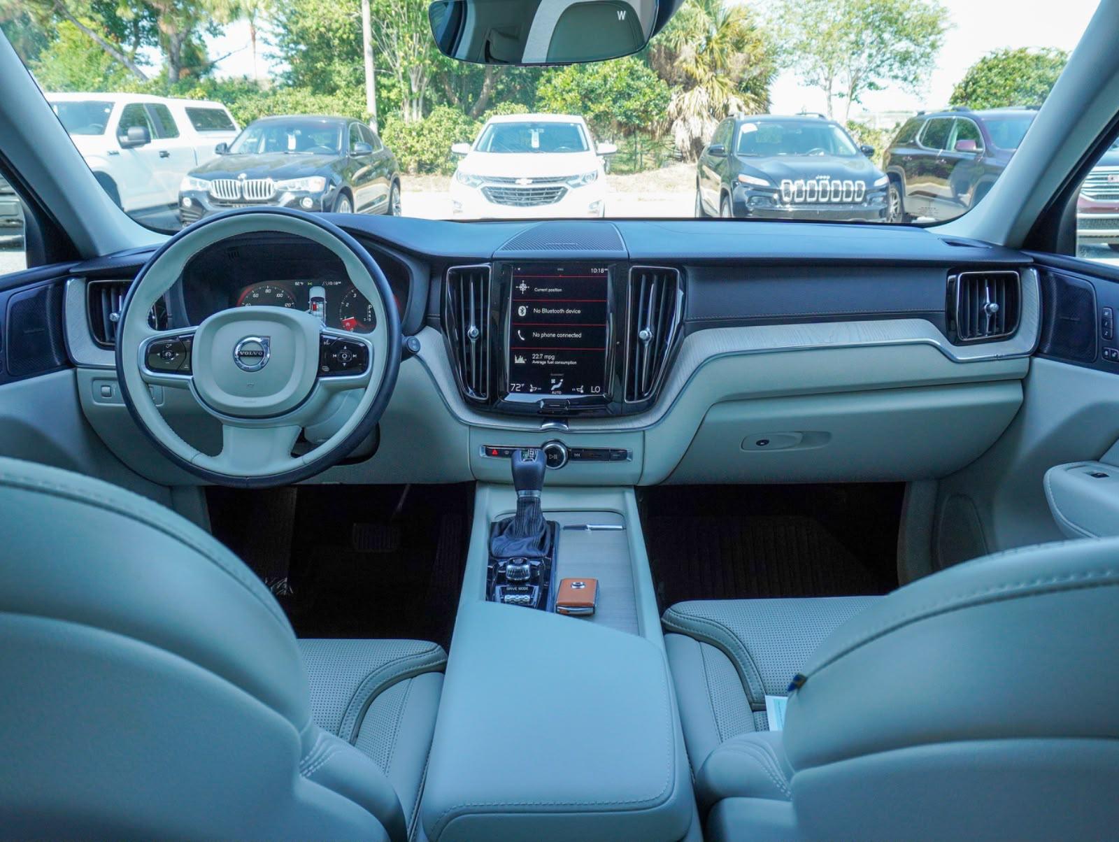 Used 2021 Volvo XC60 T5 Inscription w/ Protection Package Premier FWD image 8