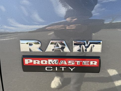 Used 2021 RAM ProMaster City Tradesman SLT image 13