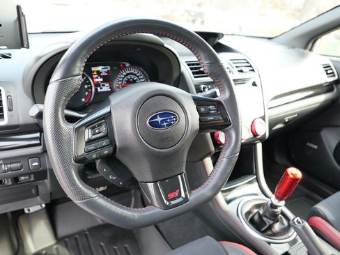 Used 2019 Subaru WRX STI Limited image 27