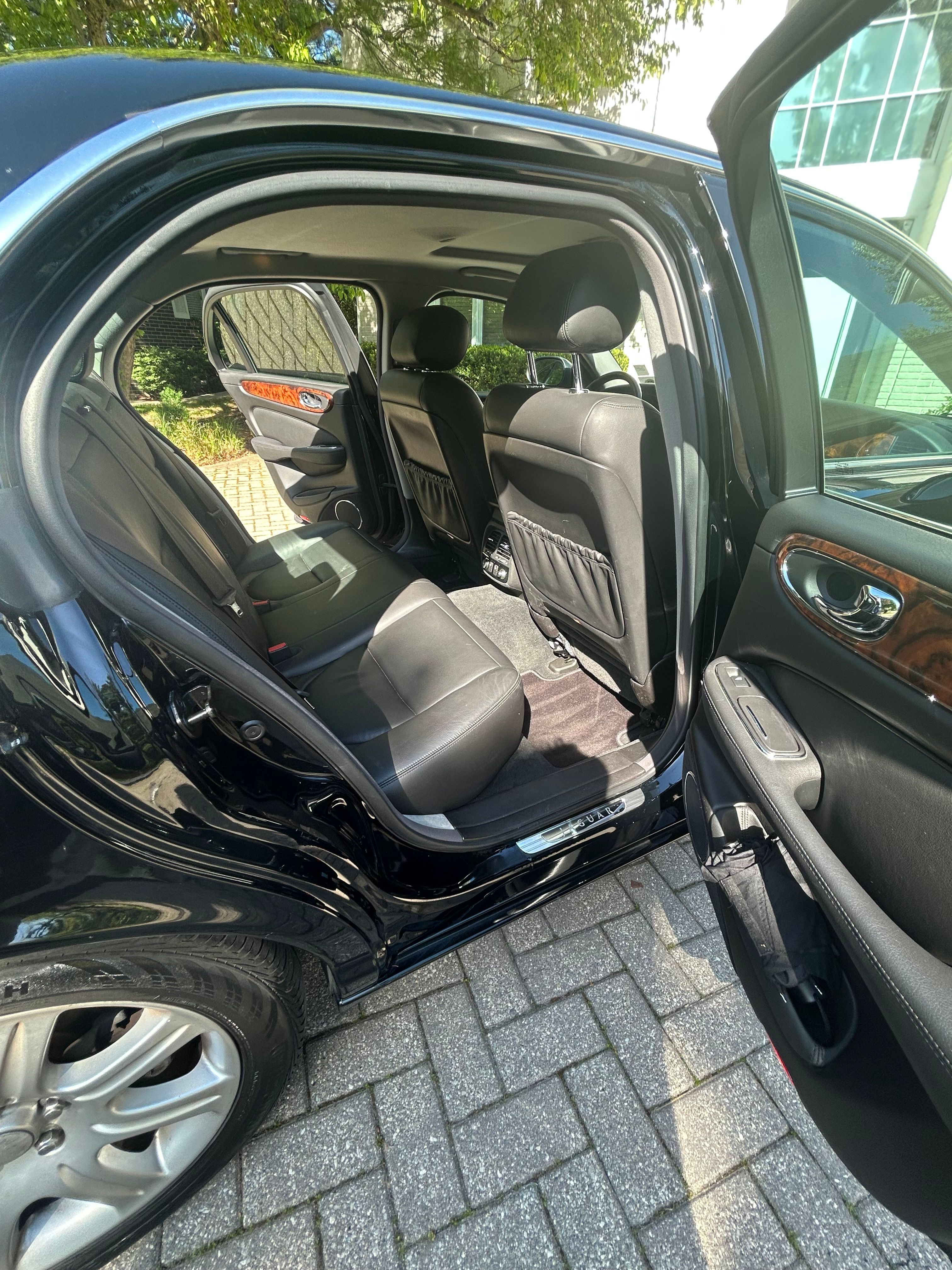 Used 2004 Jaguar XJ8 RWD image 23