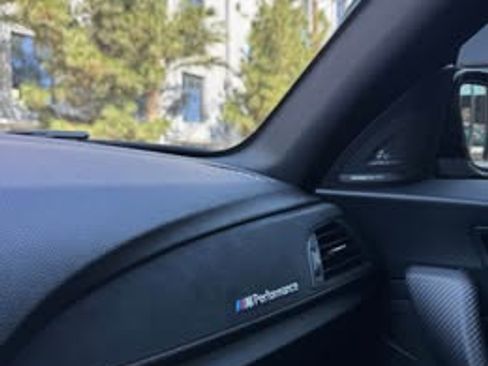 Used 2015 BMW M235i xDrive Coupe image 11