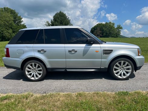 Used 2007 Land Rover Range Rover Sport Supercharged AWD/4WD image 8