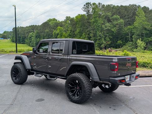 Used 2024 Jeep Gladiator Mojave image 5