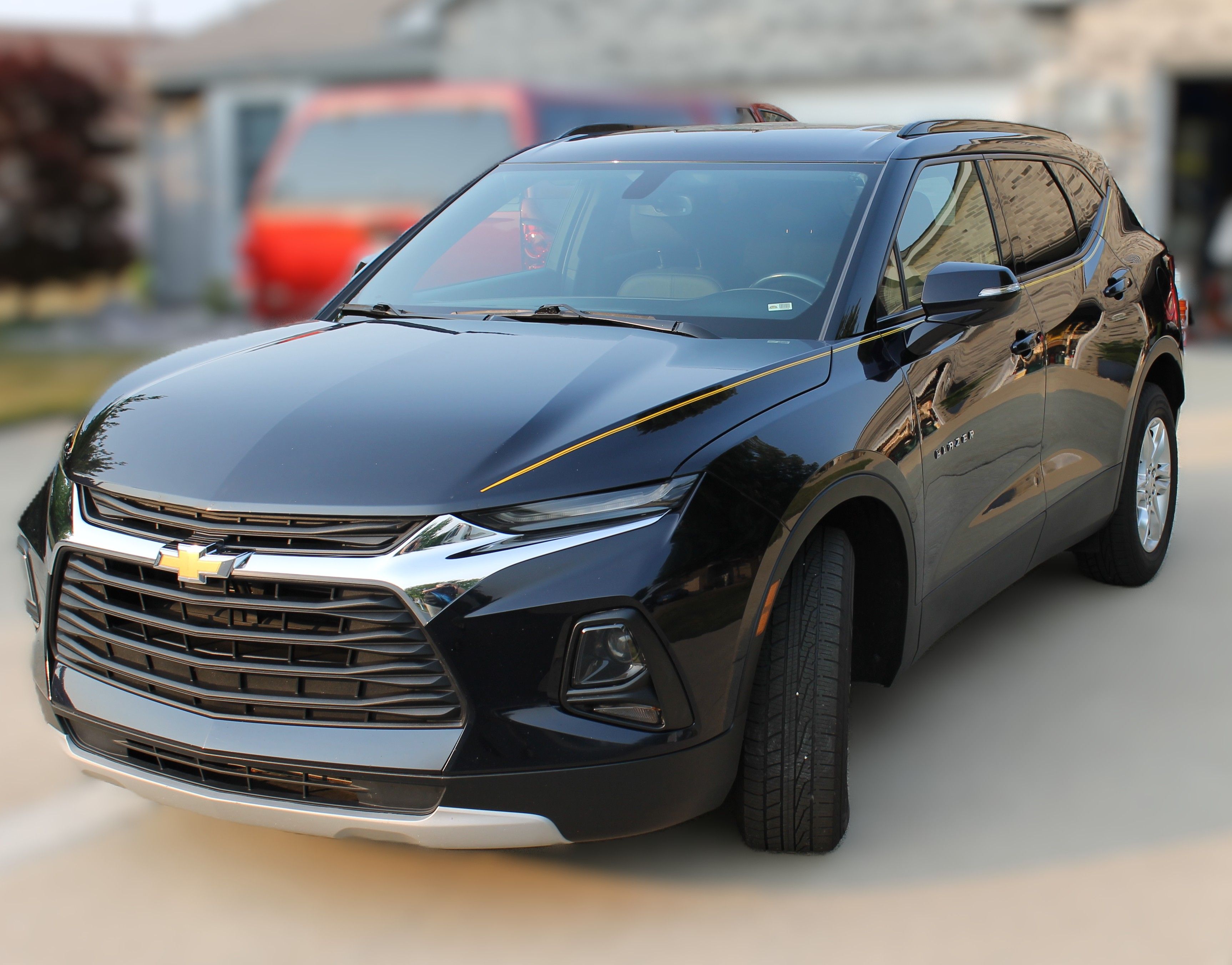 Used 2020 Chevrolet Blazer LT FWD image 1