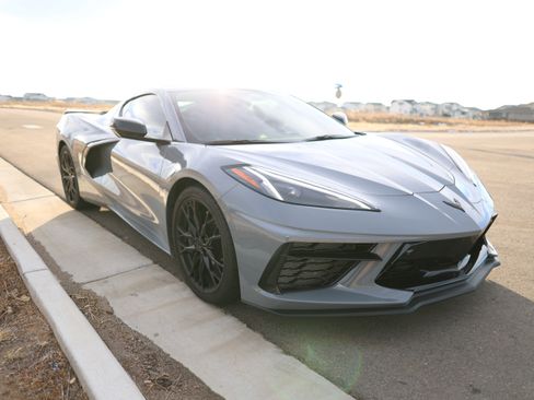 Used 2024 Chevrolet Corvette Stingray Preferred Cpe w/ Z51 Performance Package RWD image 2