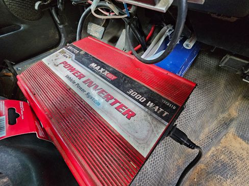 Used 2001 Chevrolet Silverado 2500 2WD Regular Cab image 13