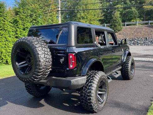 Used 2023 Ford Bronco Outer Banks image 22