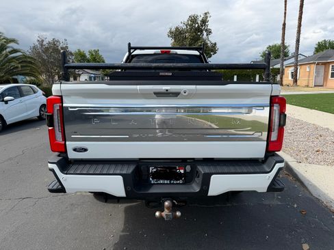 Used 2023 Ford F250 Platinum AWD/4WD image 12